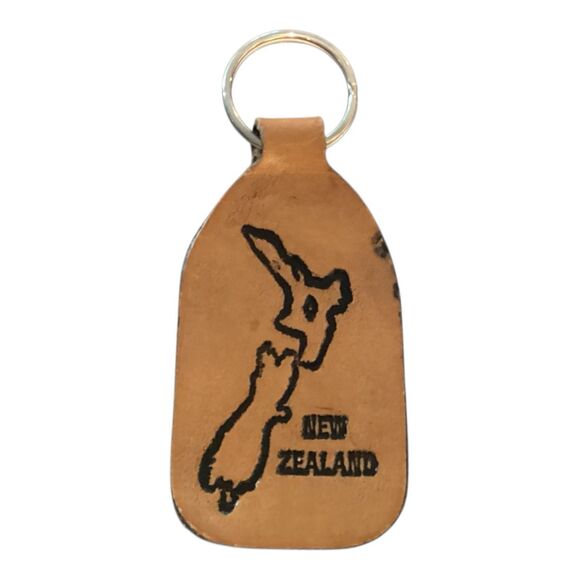 Junk Drawer Lot New and Vintage Assortment Key Chains etc - Picture 4 of 11